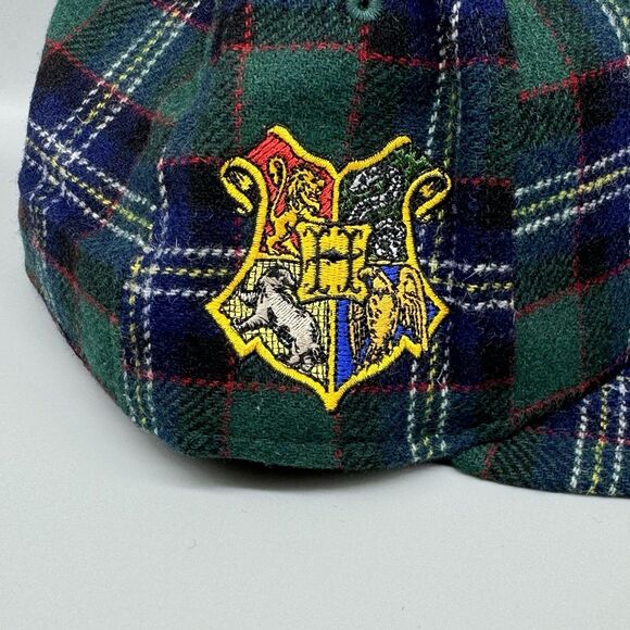 New Era 59Fifty Harry Potter Hogwarts Plaid Fitted Cap Size 7 1/2 New Green Wool - Picture 6 of 9